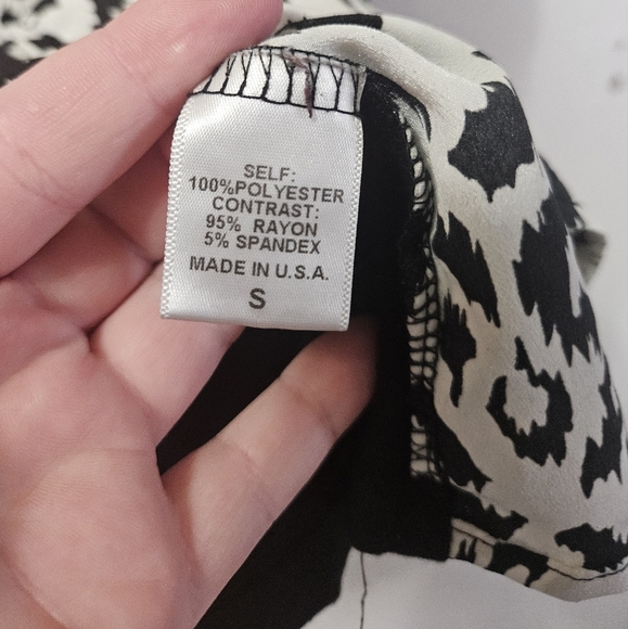 Bobeau Leopard Print Black and White Women's Top! - Picture 3 of 6
